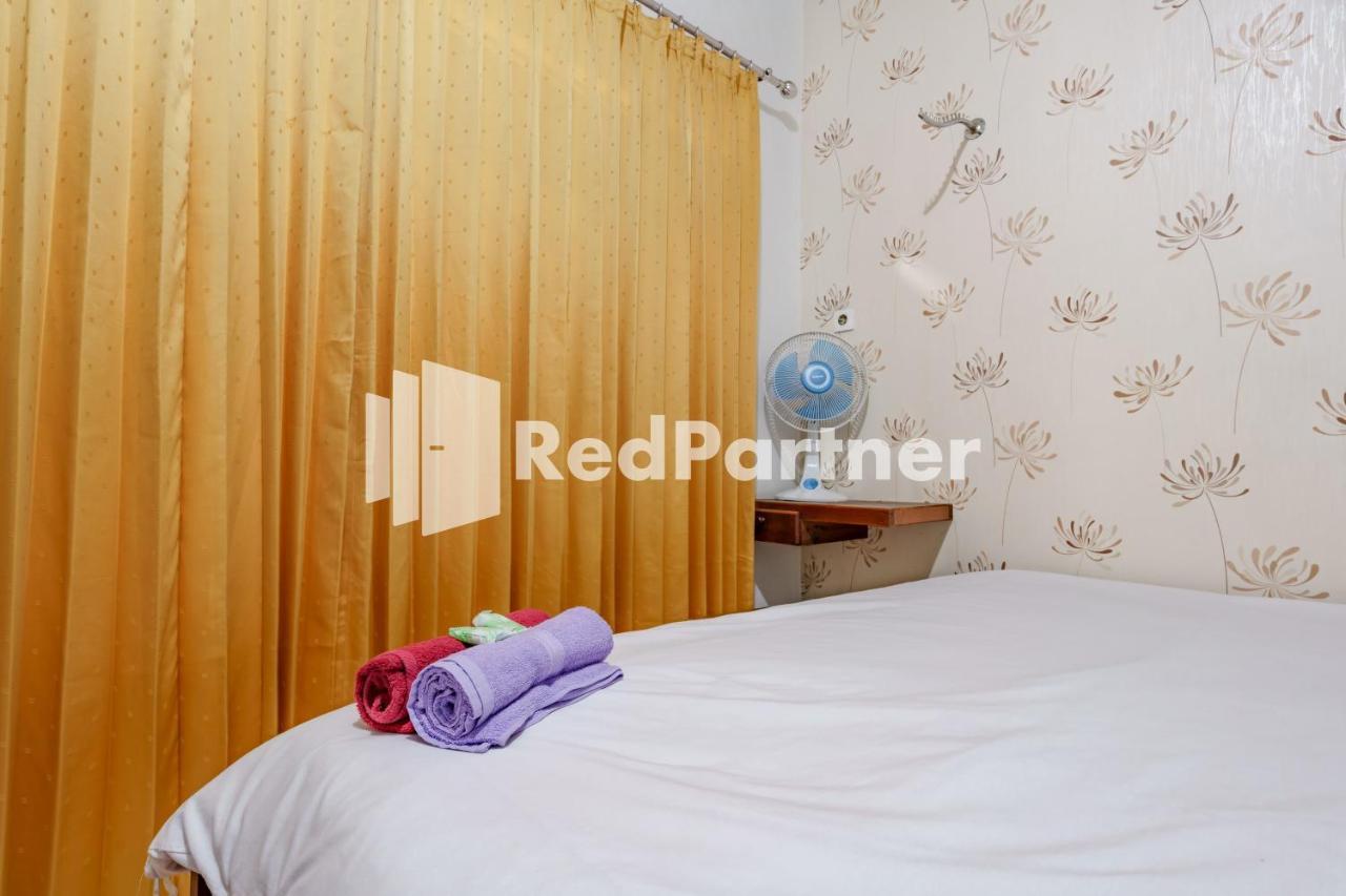Nafisa Homestay Syariah Near Jatim Park 3 Batu Mitra Reddoorz Malang Dış mekan fotoğraf