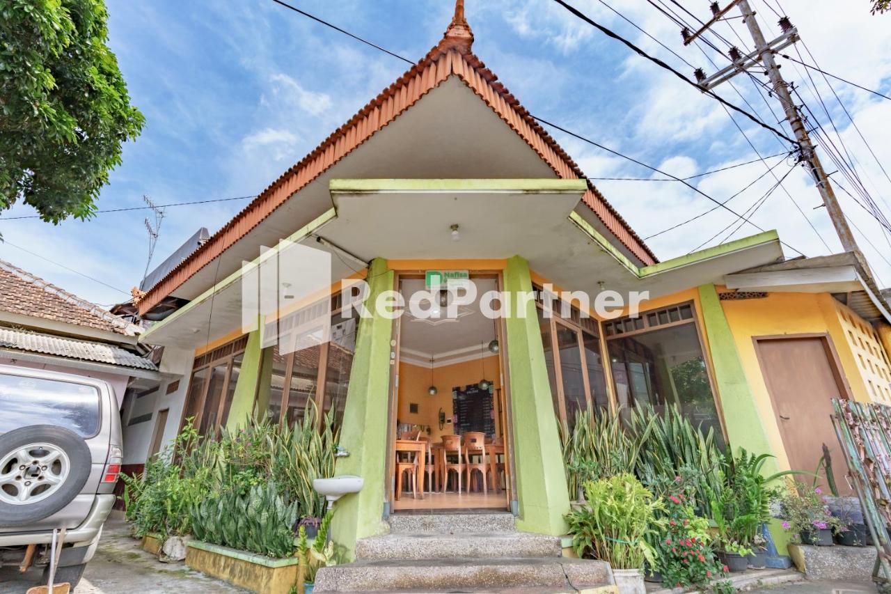 Nafisa Homestay Syariah Near Jatim Park 3 Batu Mitra Reddoorz Malang Dış mekan fotoğraf