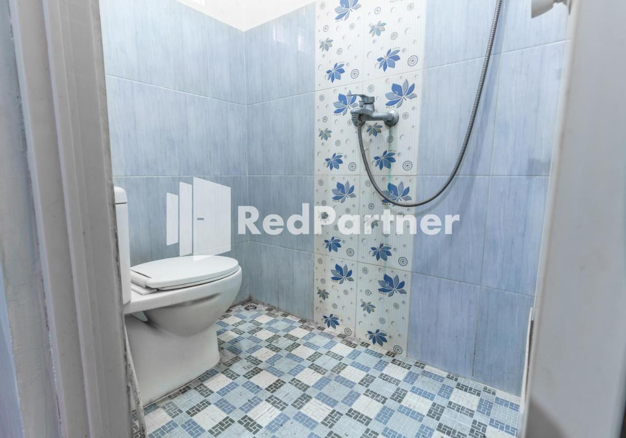 Nafisa Homestay Syariah Near Jatim Park 3 Batu Mitra Reddoorz Malang Dış mekan fotoğraf