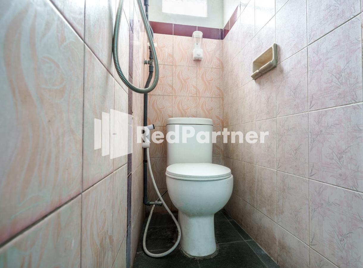 Nafisa Homestay Syariah Near Jatim Park 3 Batu Mitra Reddoorz Malang Dış mekan fotoğraf