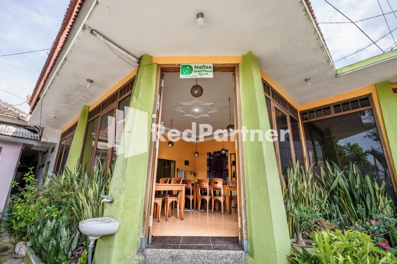 Nafisa Homestay Syariah Near Jatim Park 3 Batu Mitra Reddoorz Malang Dış mekan fotoğraf