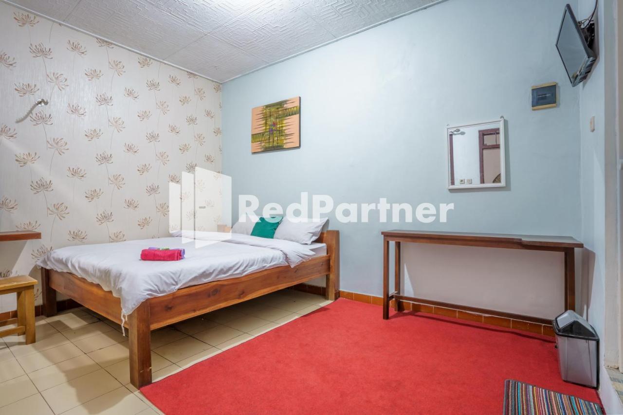 Nafisa Homestay Syariah Near Jatim Park 3 Batu Mitra Reddoorz Malang Dış mekan fotoğraf