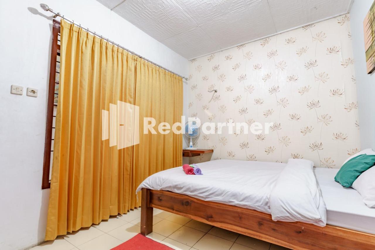 Nafisa Homestay Syariah Near Jatim Park 3 Batu Mitra Reddoorz Malang Dış mekan fotoğraf