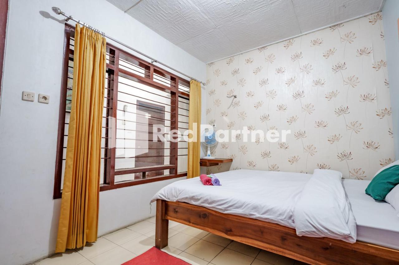 Nafisa Homestay Syariah Near Jatim Park 3 Batu Mitra Reddoorz Malang Dış mekan fotoğraf